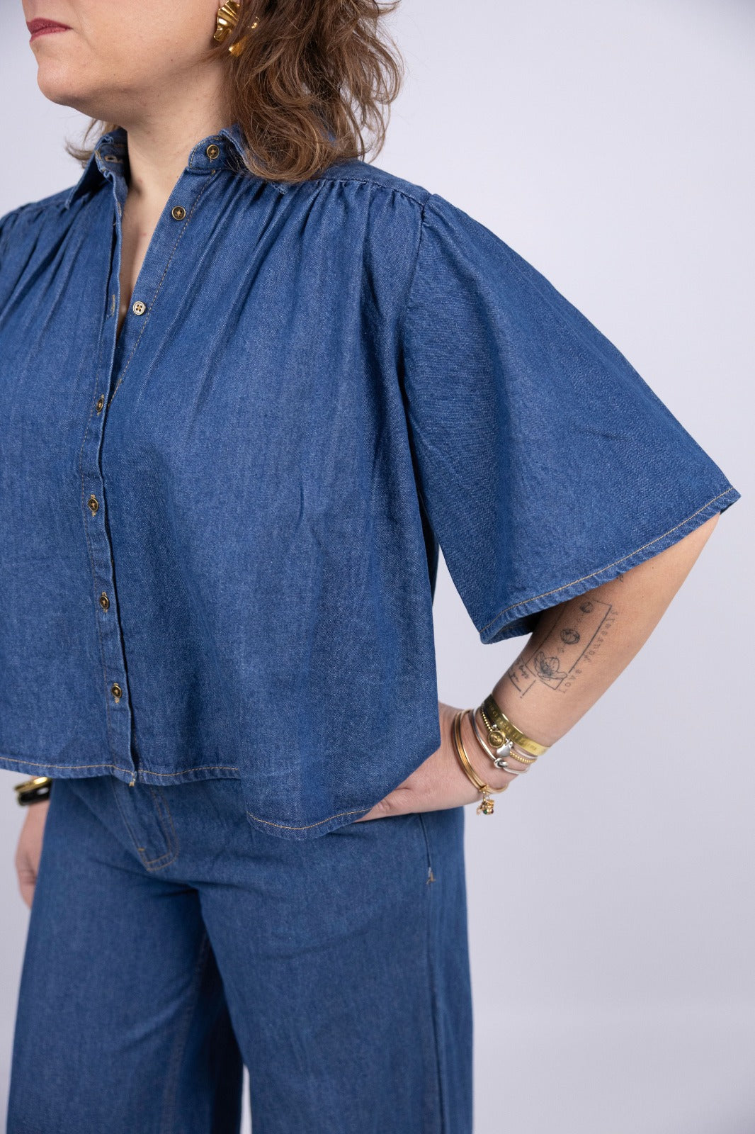 Wild pony camicia con manica coperta e pinces