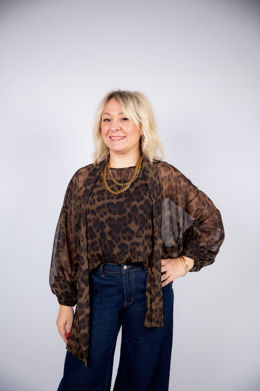 Kaos blusa animalier con top e sciarpina rimovibile