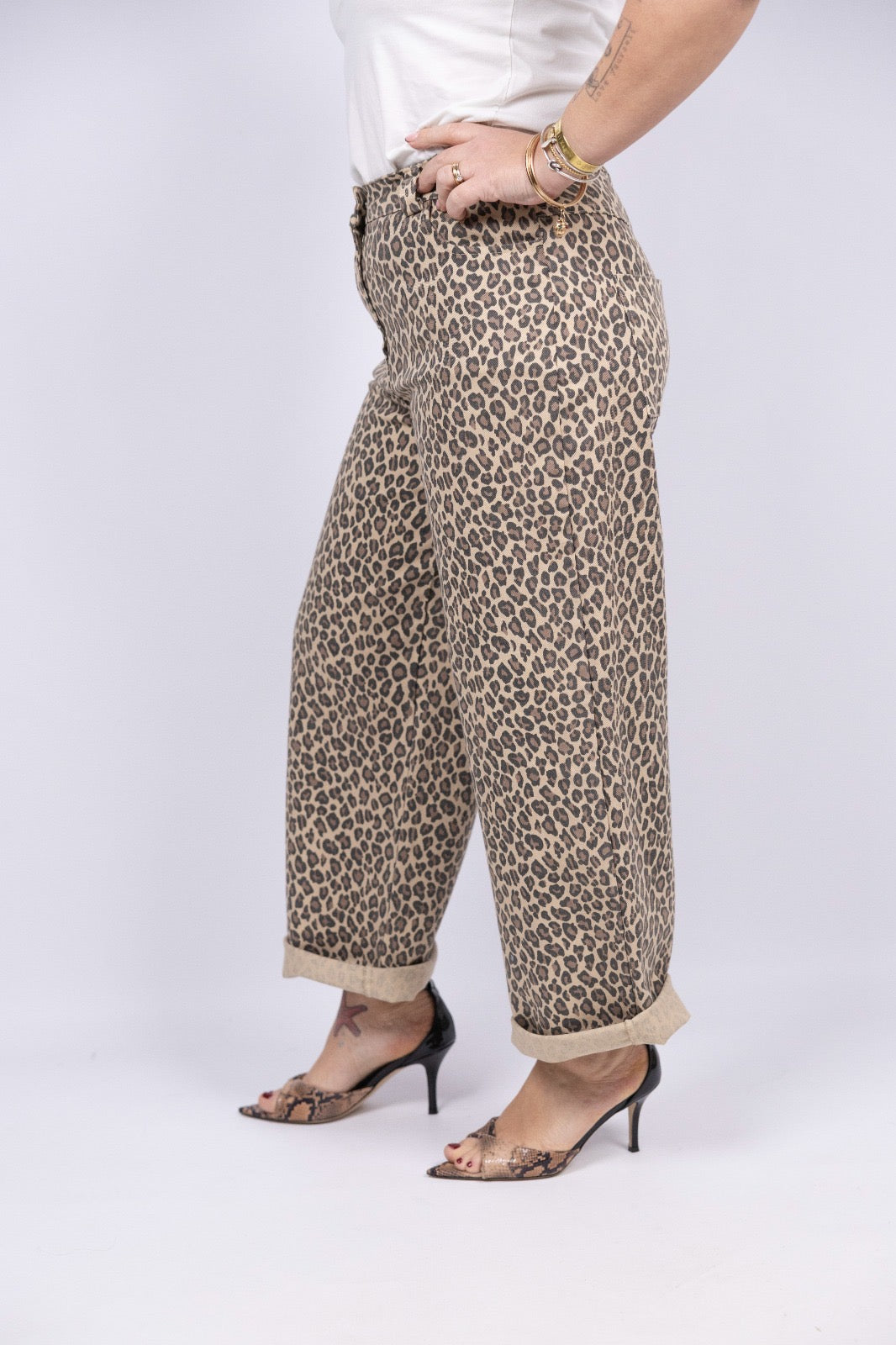 Wiya pantalone animalier modello jeans