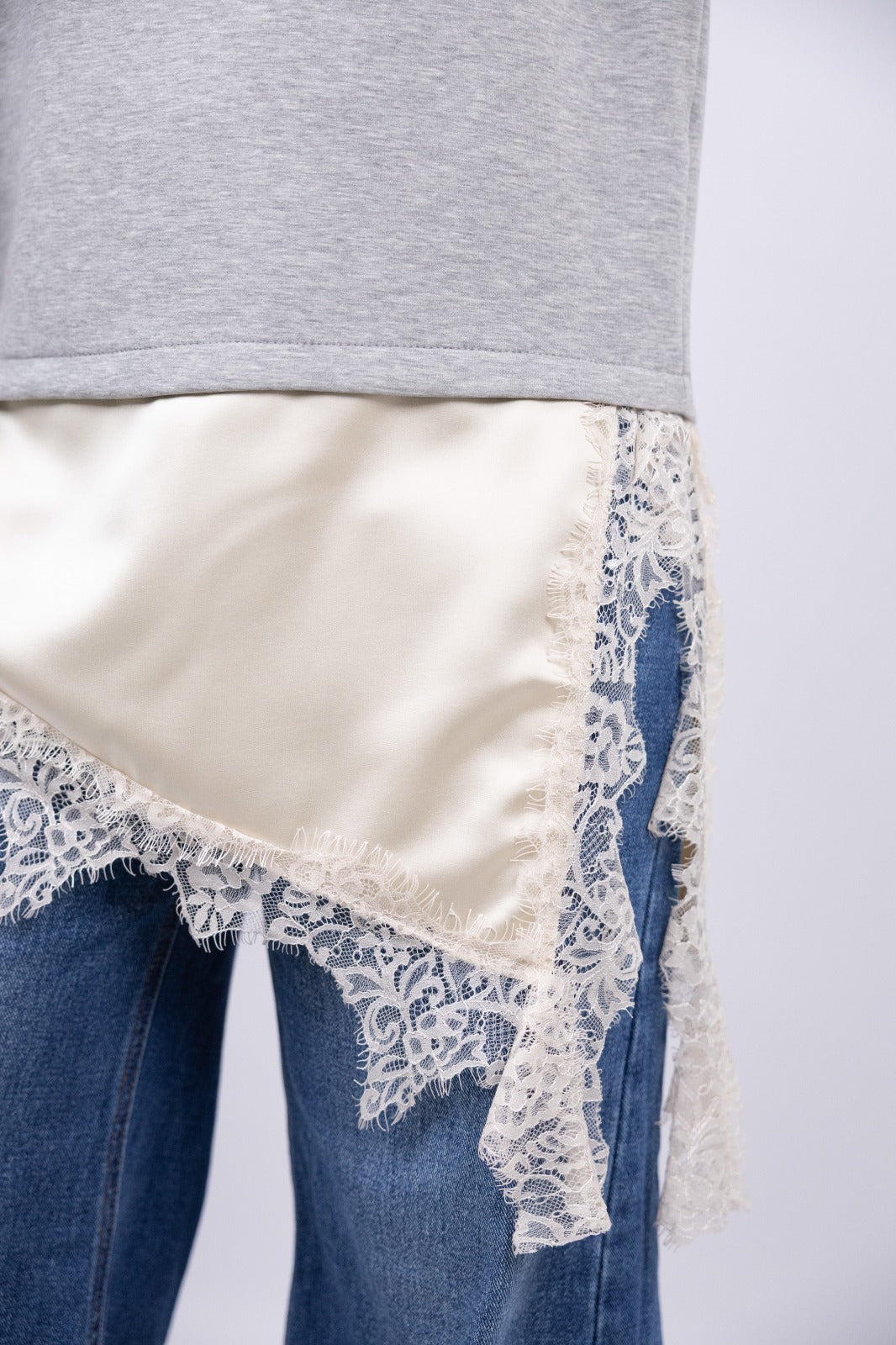 Atelier55 t-shirt con pizzo