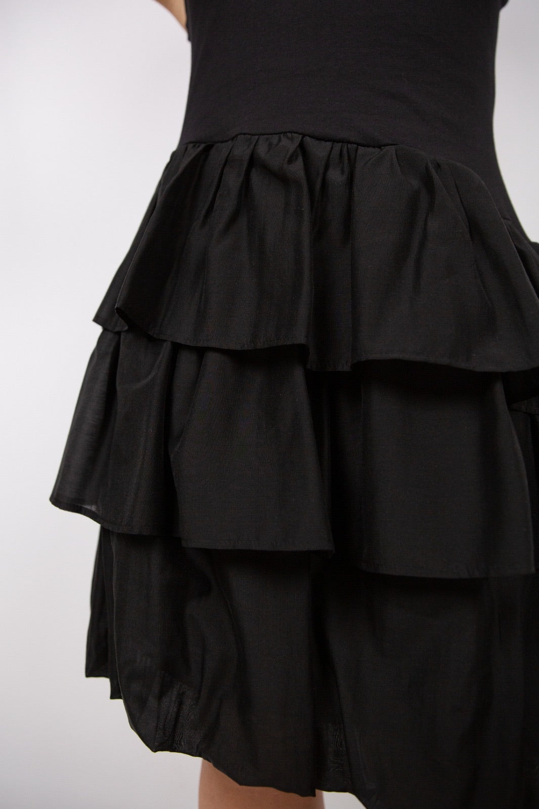 Kaos vestito corto con balze