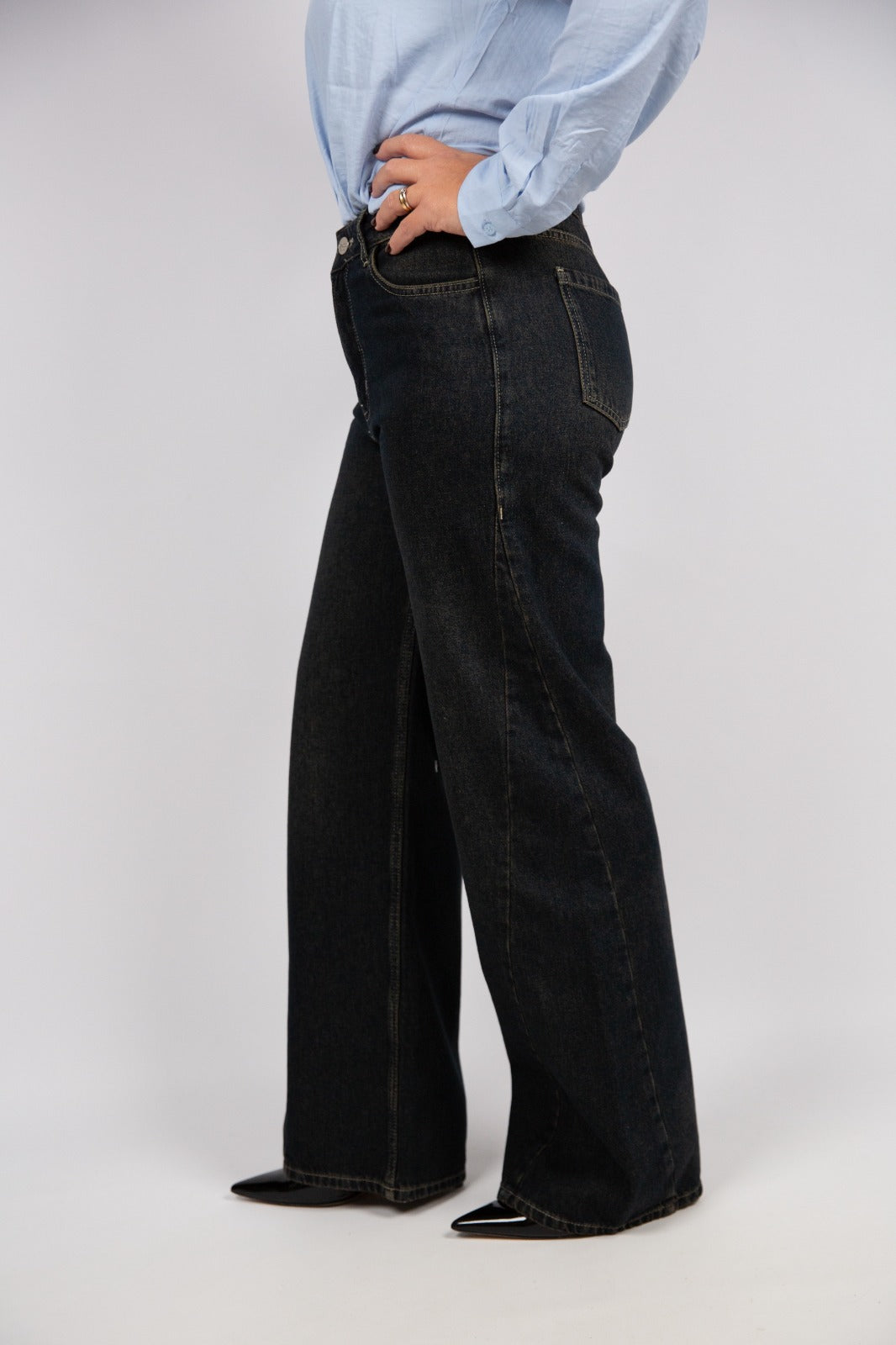 Kaos jeans barrel con applicazioni