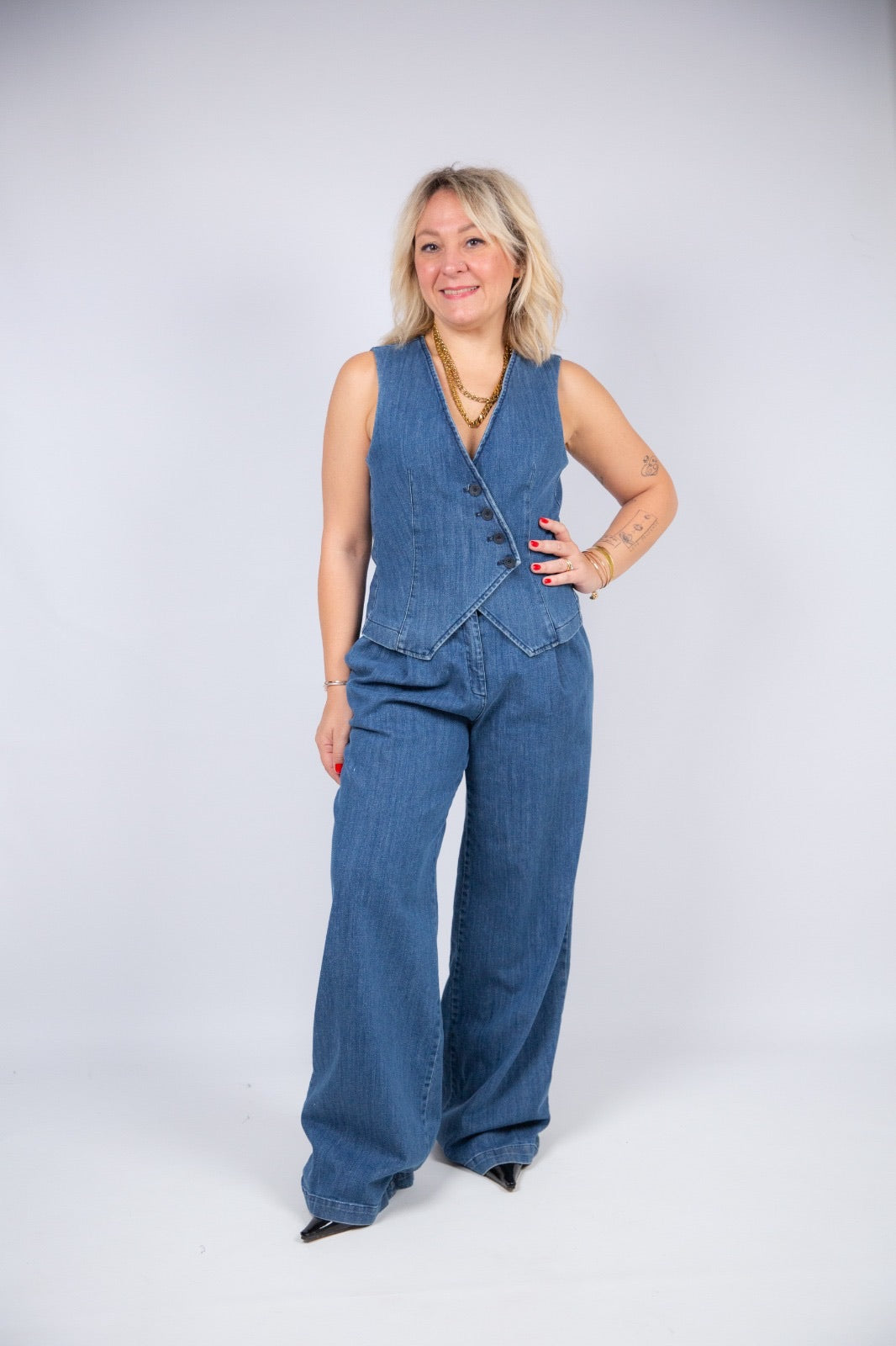 Kaos pantalone in jeans