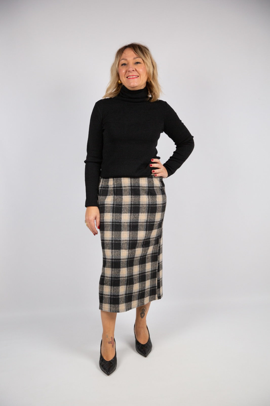 Compania fantastica Gonna check panna nera e azzurra