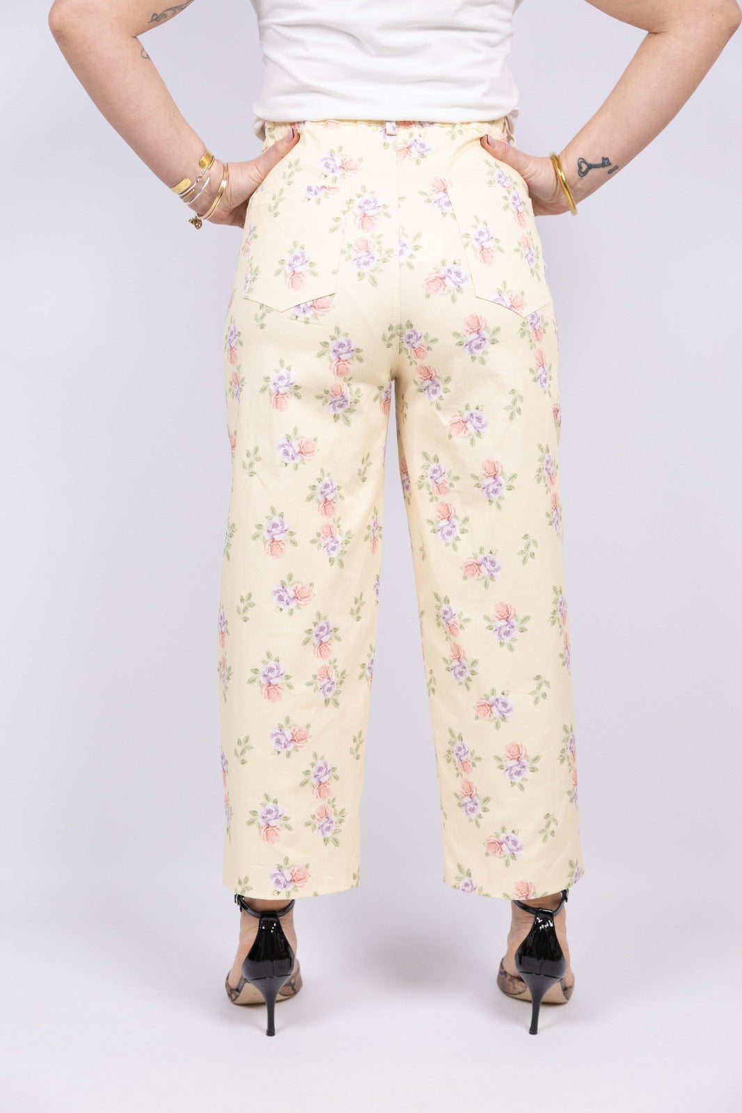 Wiya pantalone con stampa fiori