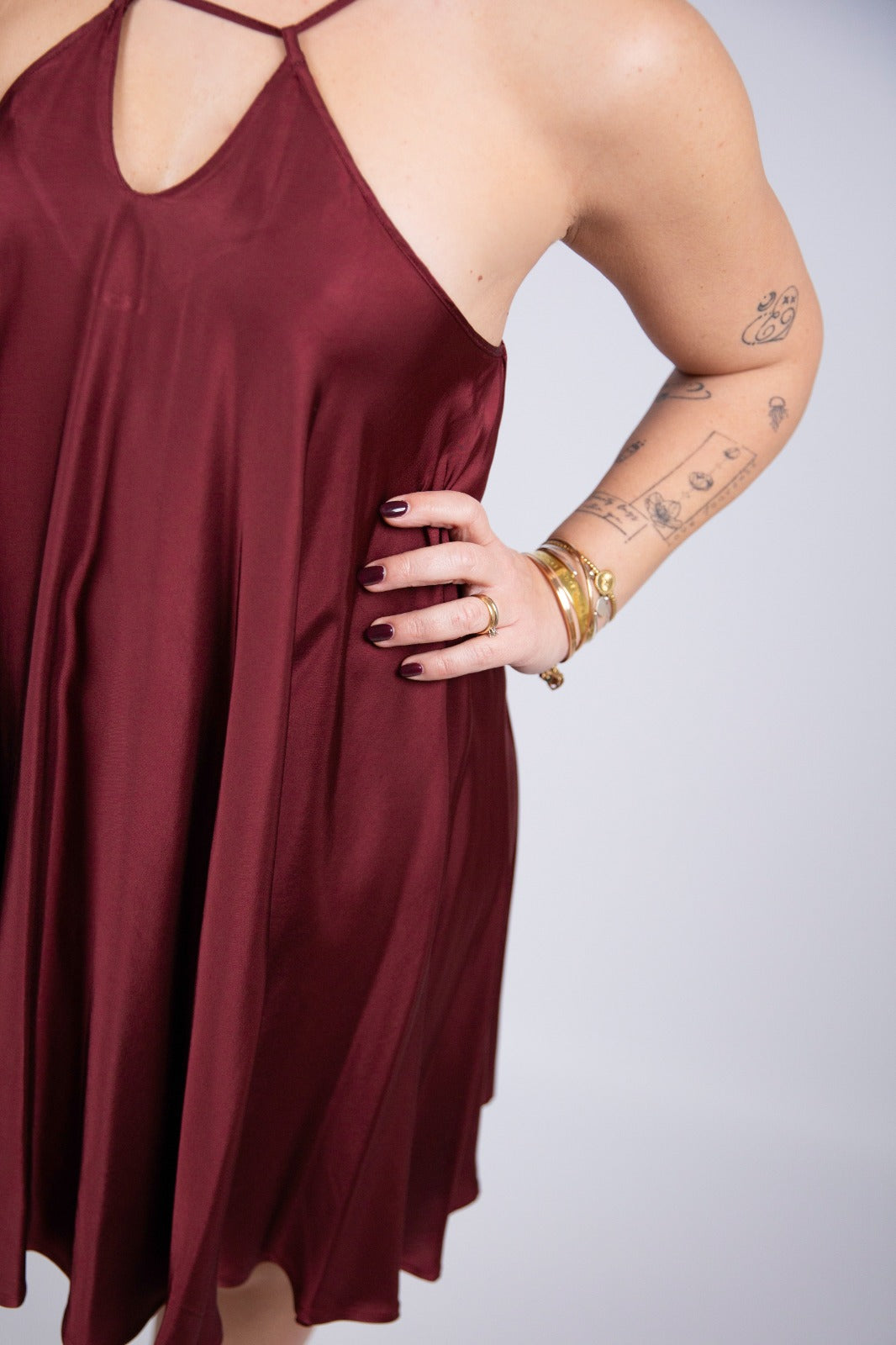 Kaos abito corto con spallina