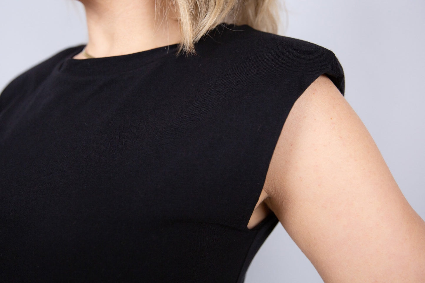 Kaos vestito corto con balze