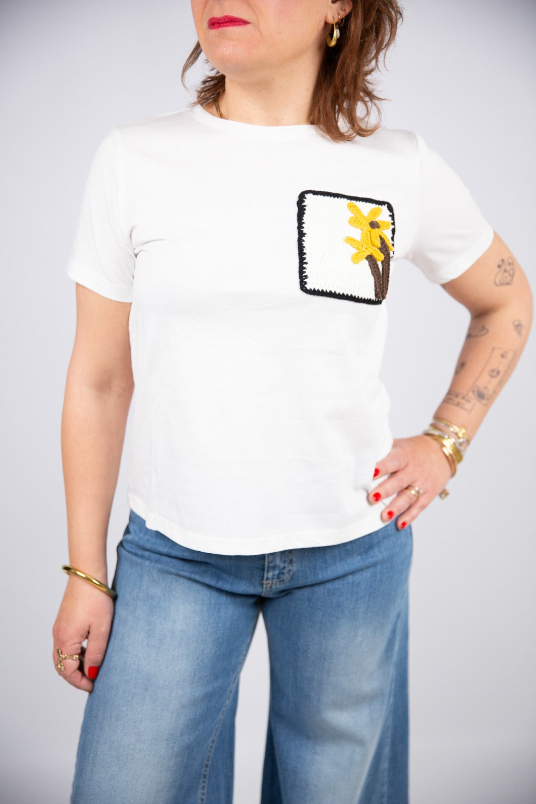 Compania fantastica t-shirt con applicazione in crochet
