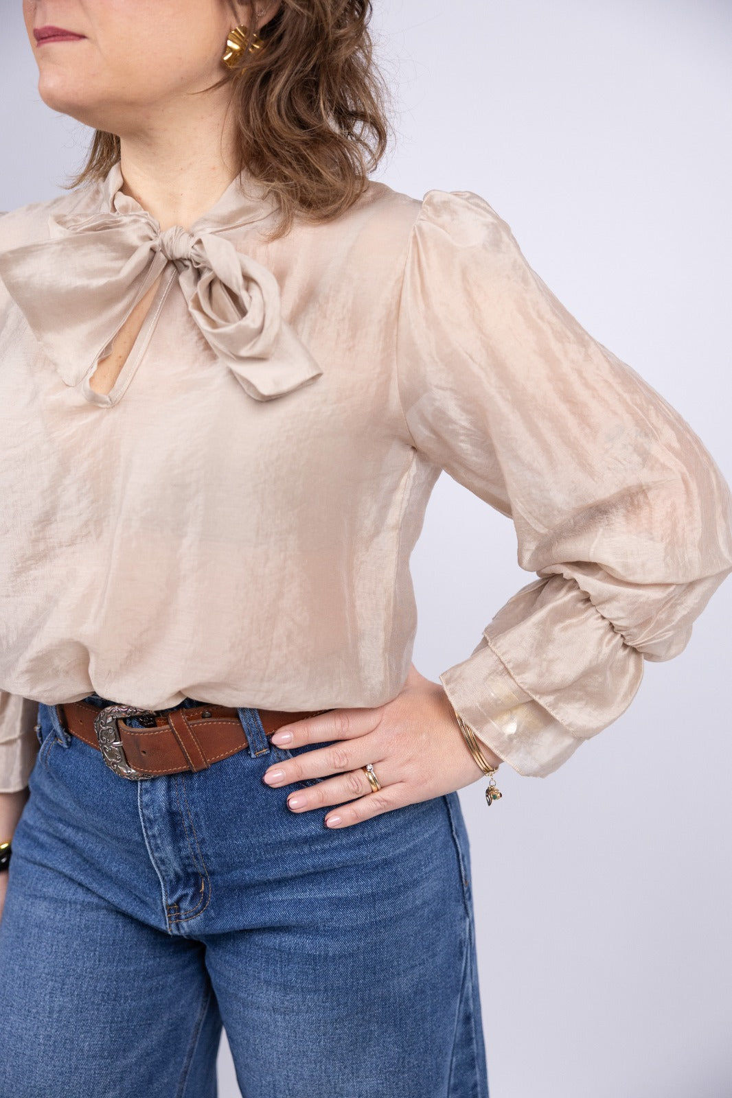 Atelier55 blusa con fiocco