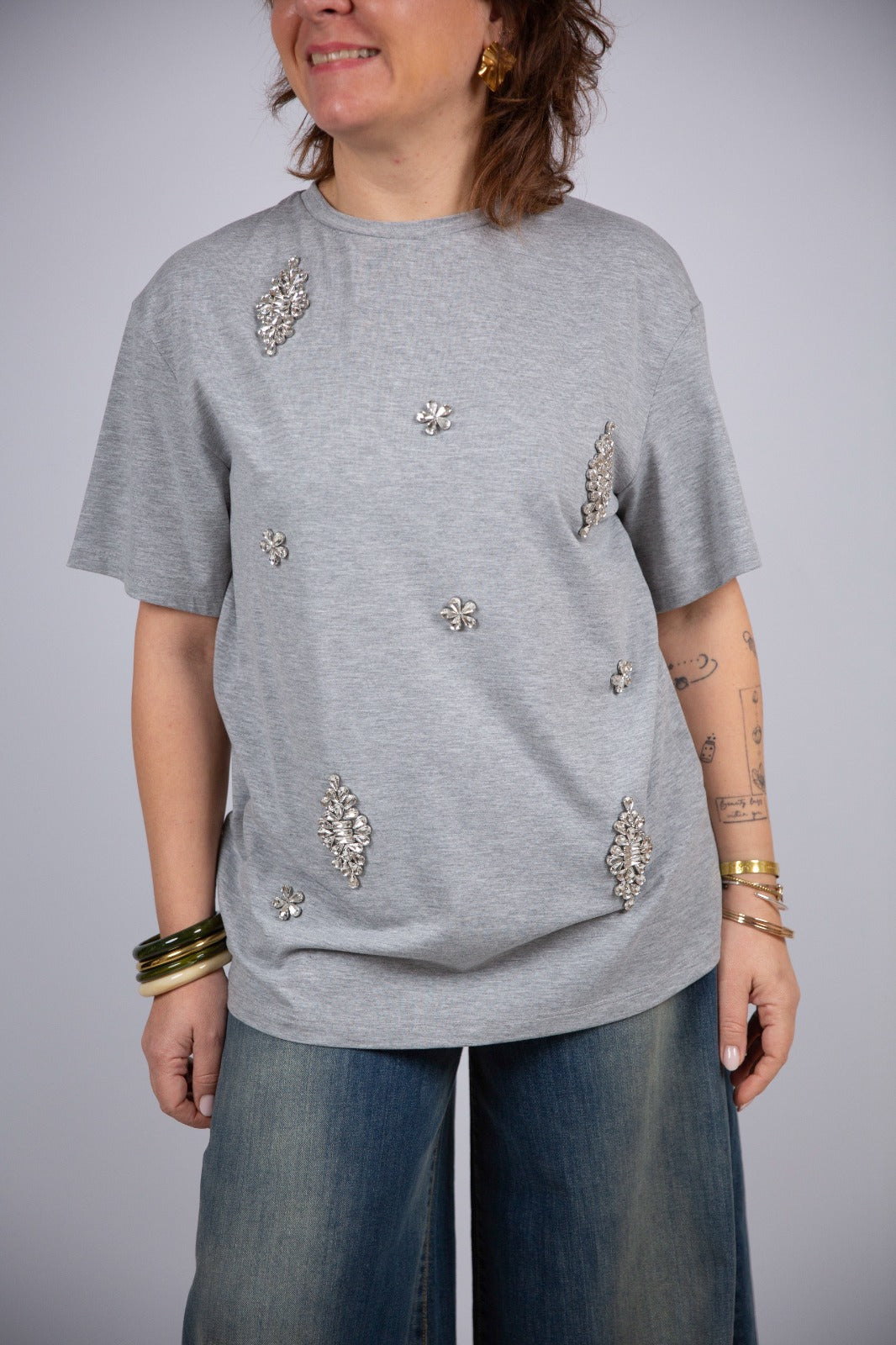 Le streghe t-shirt con applicazioni