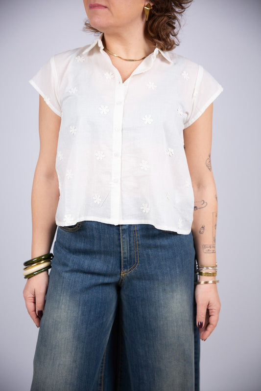 Compania fantastica camicia con fiori applicati