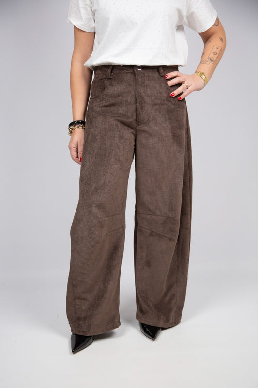 Motel diffusione moda pantaloni barrel in velluto costa larga marroni