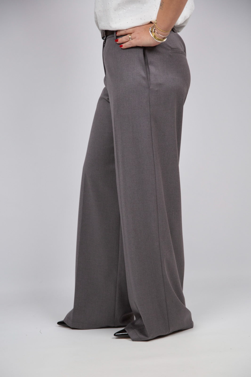 Motel diffusione moda pantalone palazzo