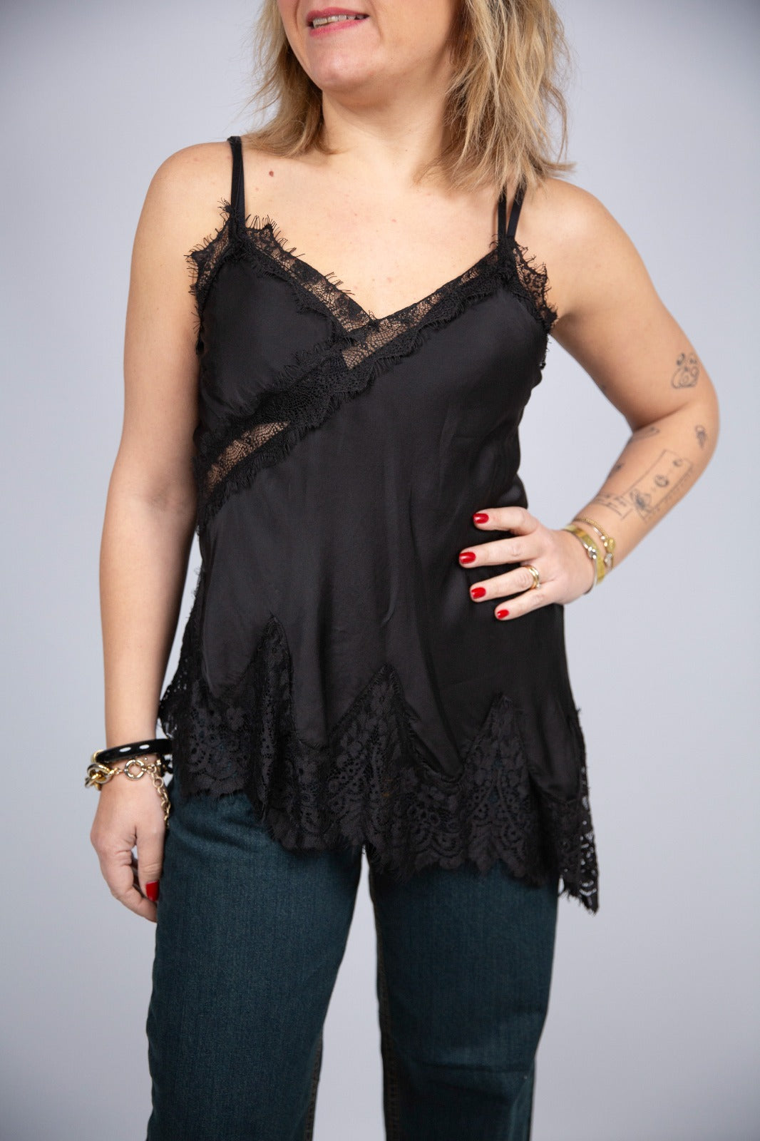 Arita top pizzo e viscosa