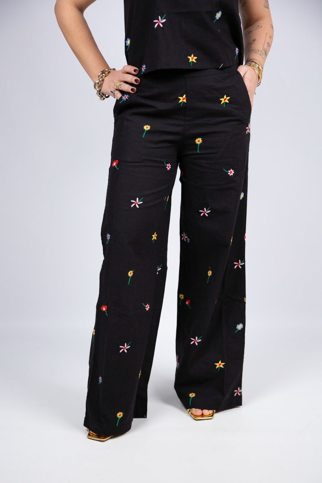 Compania fantastica pantaloni neri con ricami