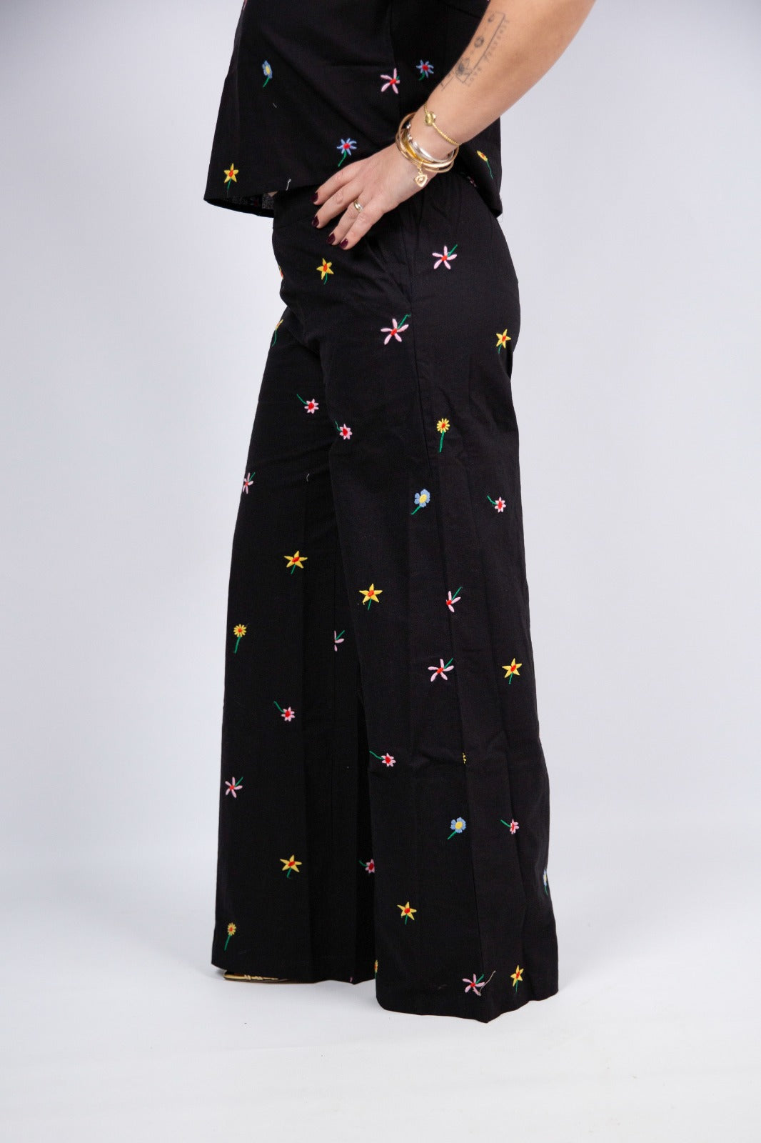 Compania fantastica pantaloni neri con ricami