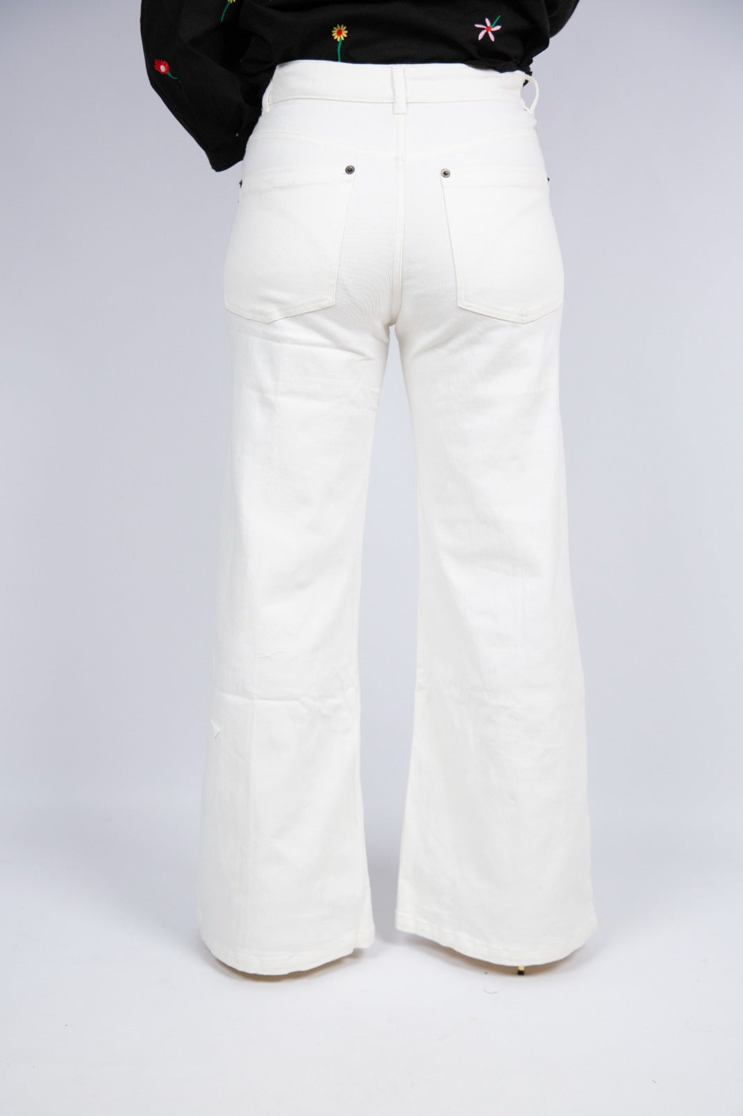 Wild pony jeans modello pantaloni bianco vita media