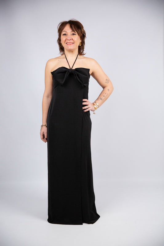 Compania fantastica abito nero con fiocco e laccetti al collo