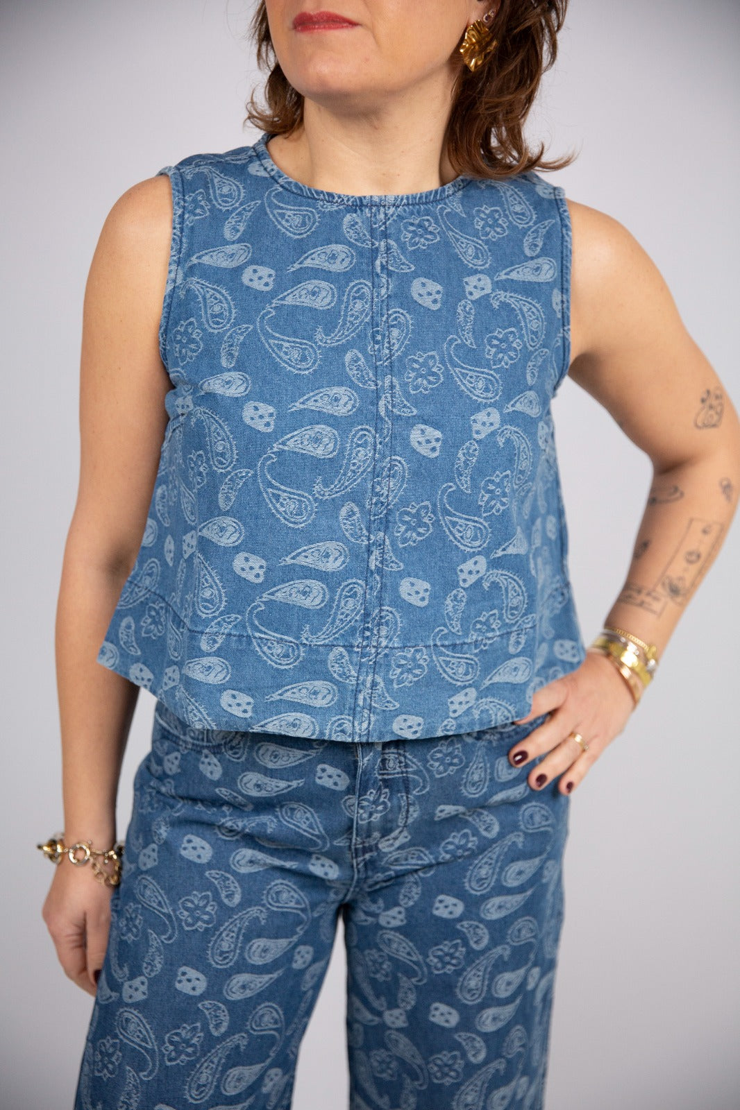 Compania fantastica top fantasia paisley