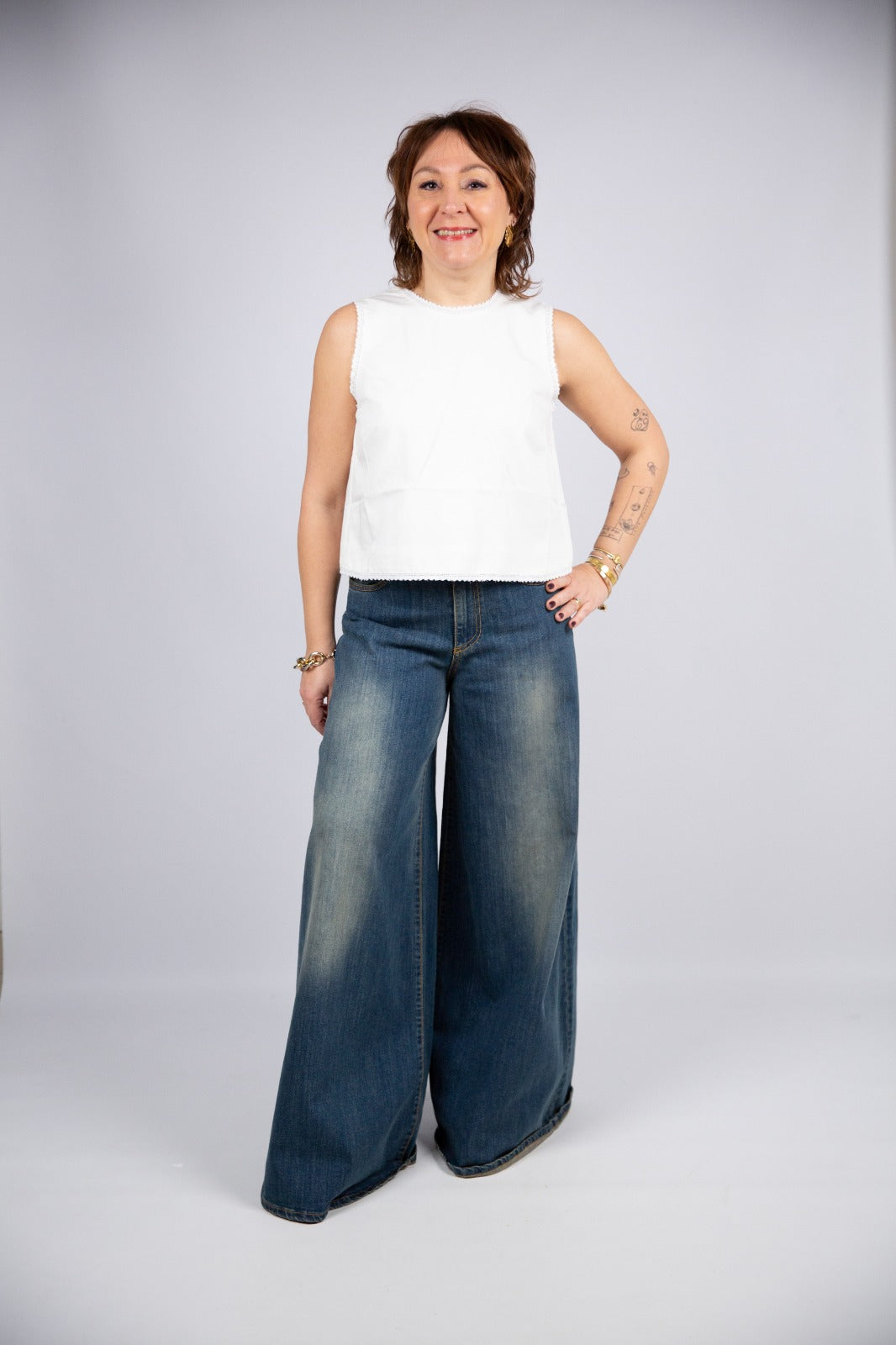 Wild pony top smanicato in cotone con bordi decorati