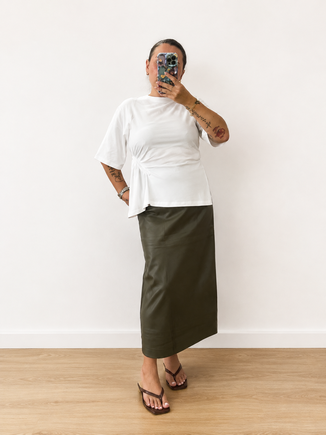 Compania fantastica t-shirt con arricciatura laterale e spacchi