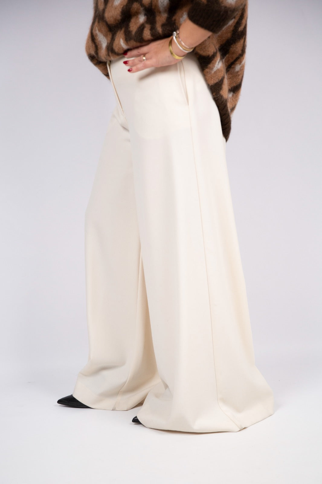 Kaos pantaloni palazzo