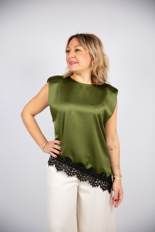 Motel diffusione moda Blusa asimmetrica con spalline e pizzo