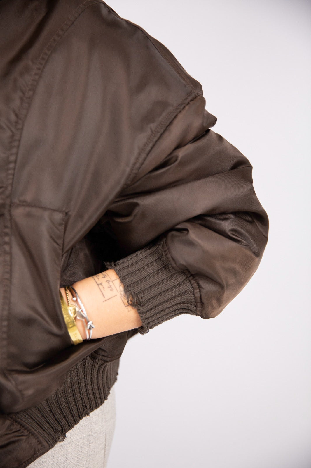 Moteldiffusionemoda Bomber test di moro allacciatura kimono