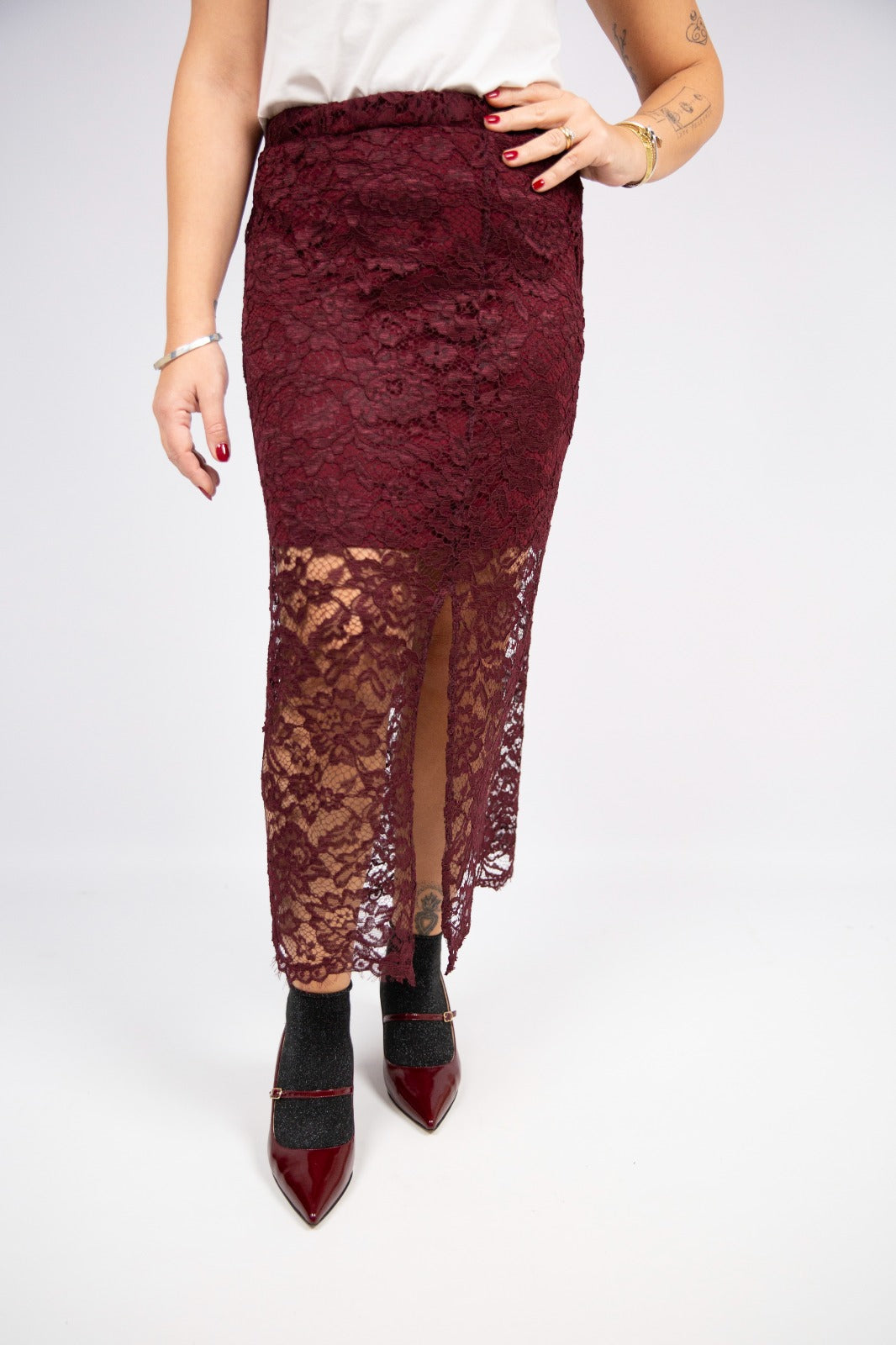 Motel diffusione moda gonna pizzo con spacco